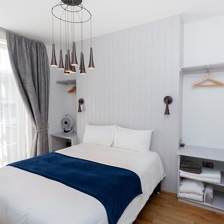 Number 8 Hotel Canterbury Bagian luar foto