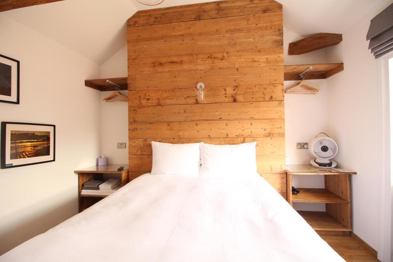 Number 8 Hotel Canterbury Bagian luar foto