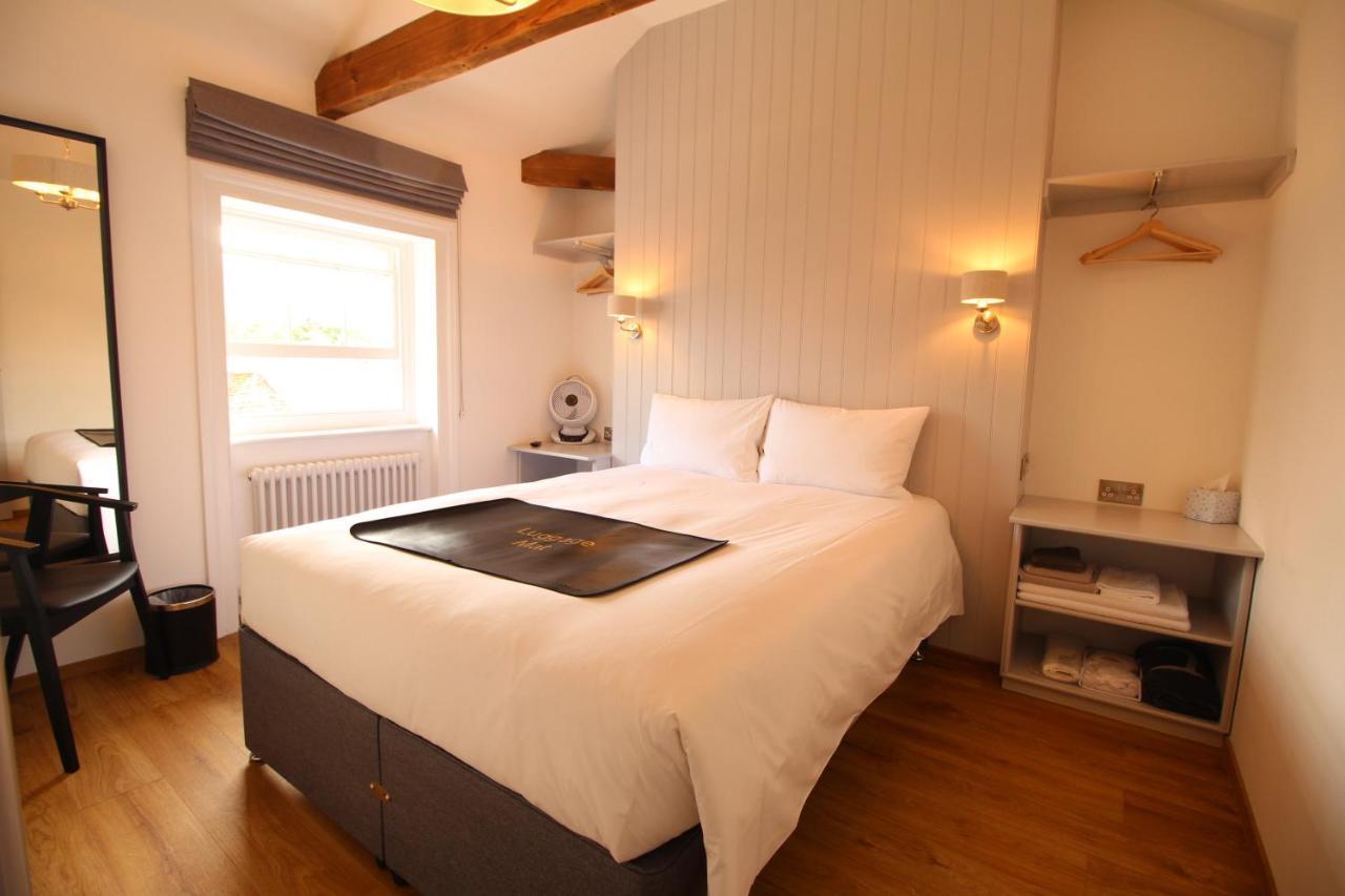 Number 8 Hotel Canterbury Bagian luar foto