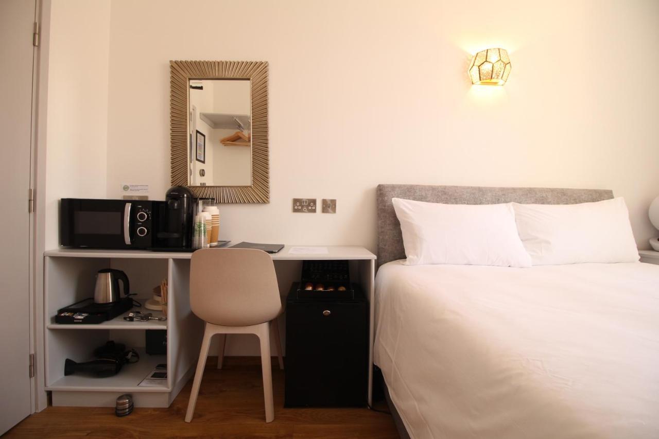 Number 8 Hotel Canterbury Bagian luar foto