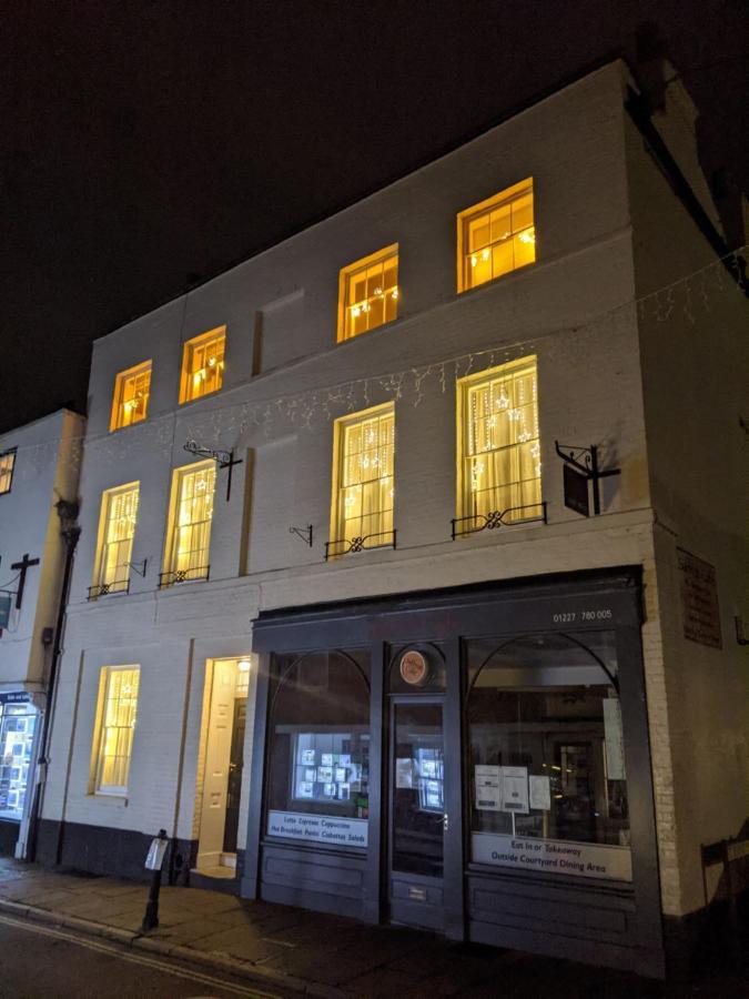 Number 8 Hotel Canterbury Bagian luar foto