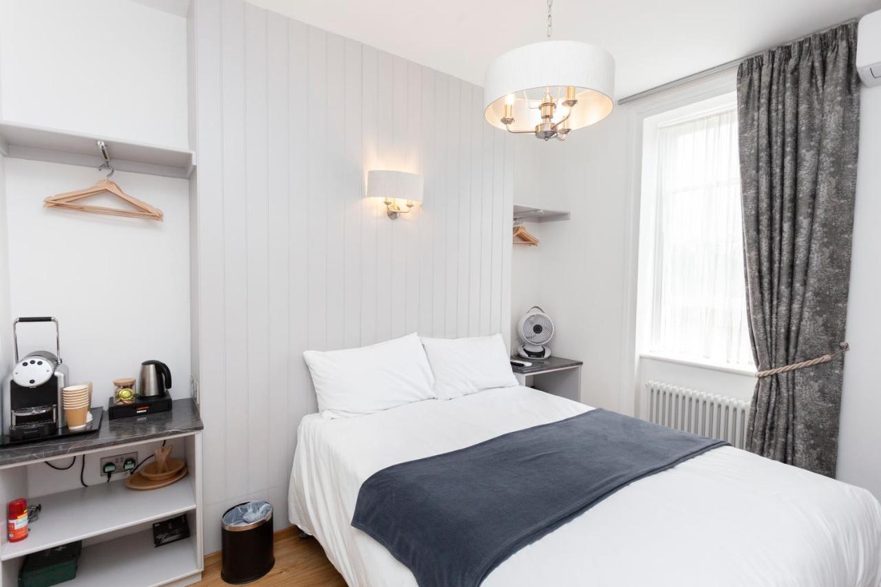 Number 8 Hotel Canterbury Bagian luar foto