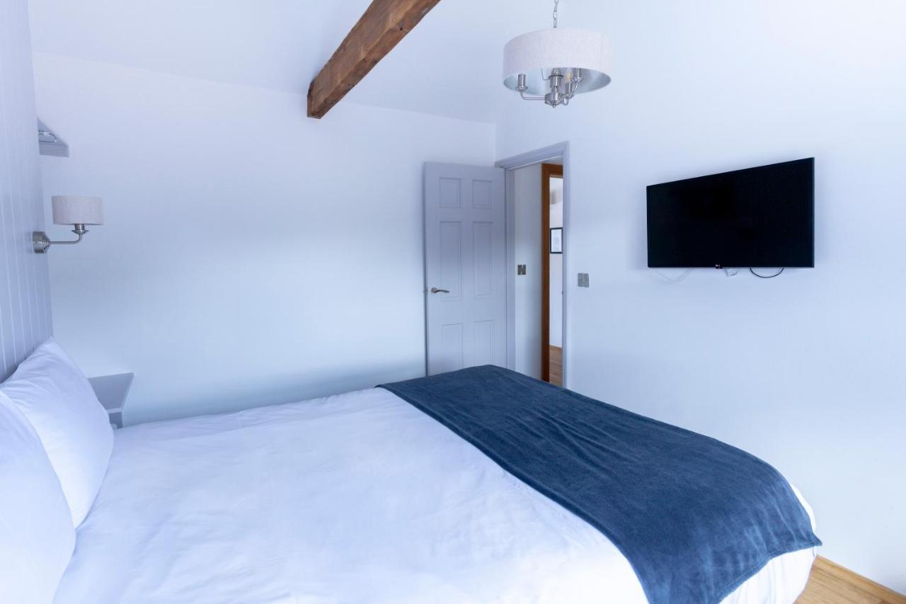 Number 8 Hotel Canterbury Bagian luar foto