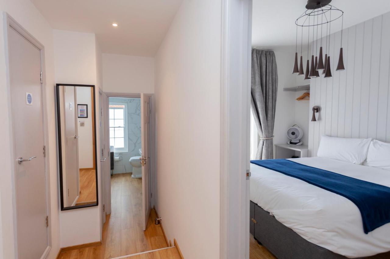 Number 8 Hotel Canterbury Bagian luar foto